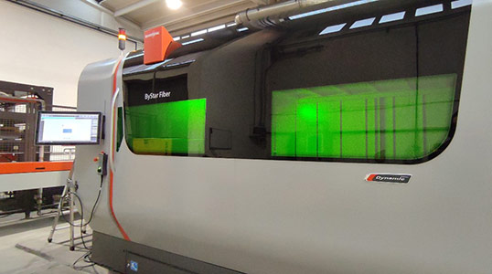 impianto taglio laser a fibra